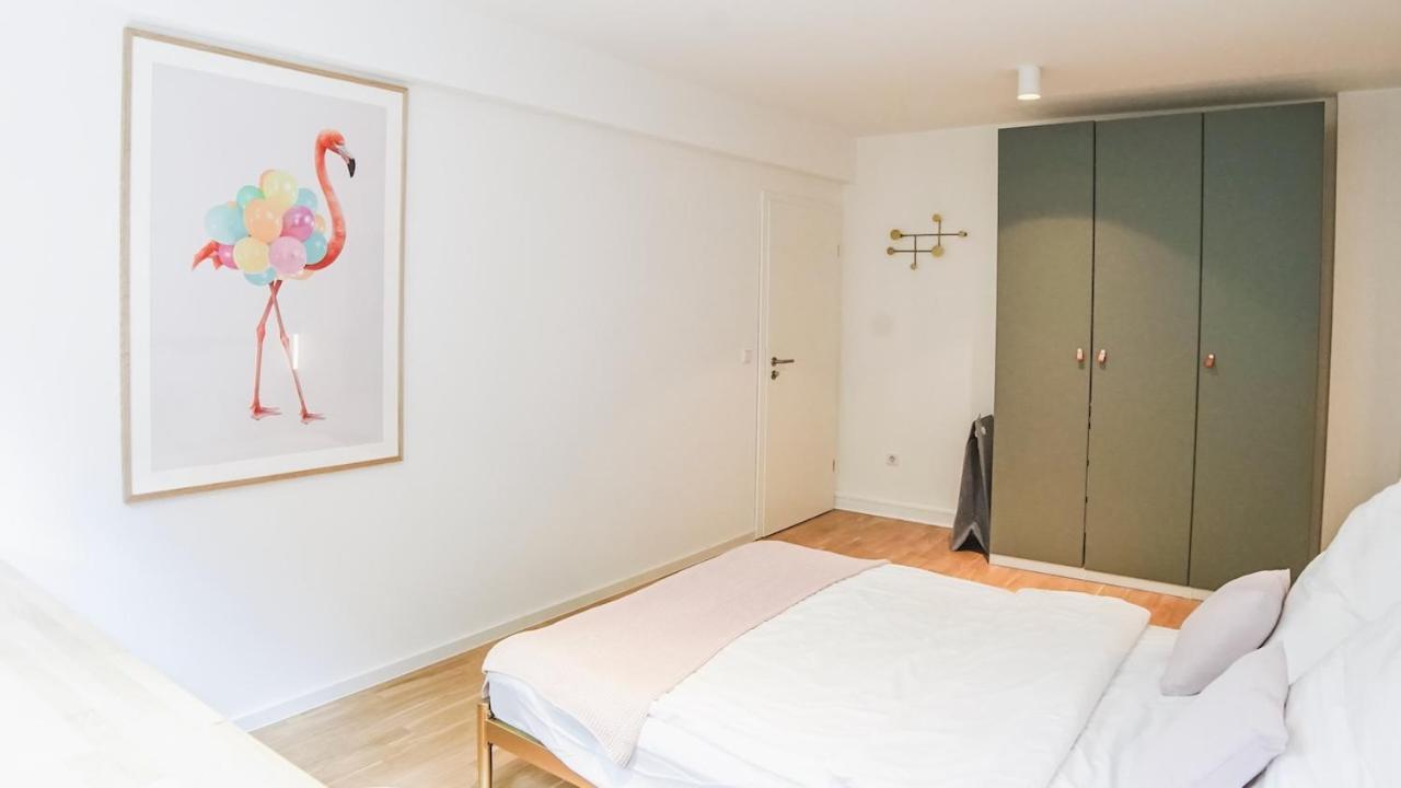Aparthotel Stacey Alster Hamburgo Habitación foto